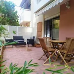 Secret Garden, Ideal For 2,large Terrace Appartamento
