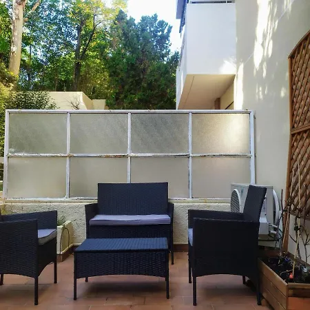 Secret Garden, Ideal For 2,large Terrace Appartamento