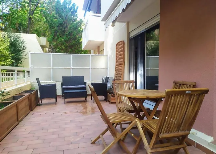 Secret Garden, Ideal For 2,large Terrace Nice