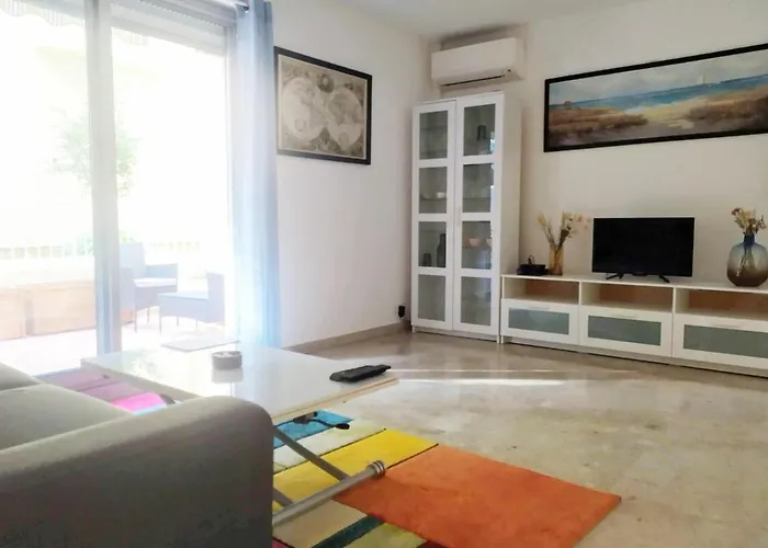 Appartement Secret Garden, Ideal For 2,large Terrace Nice