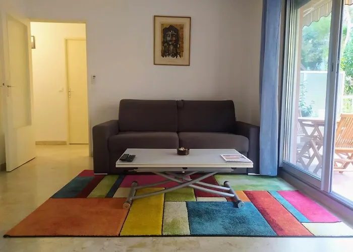 Appartement Secret Garden, Ideal For 2,large Terrace Nice