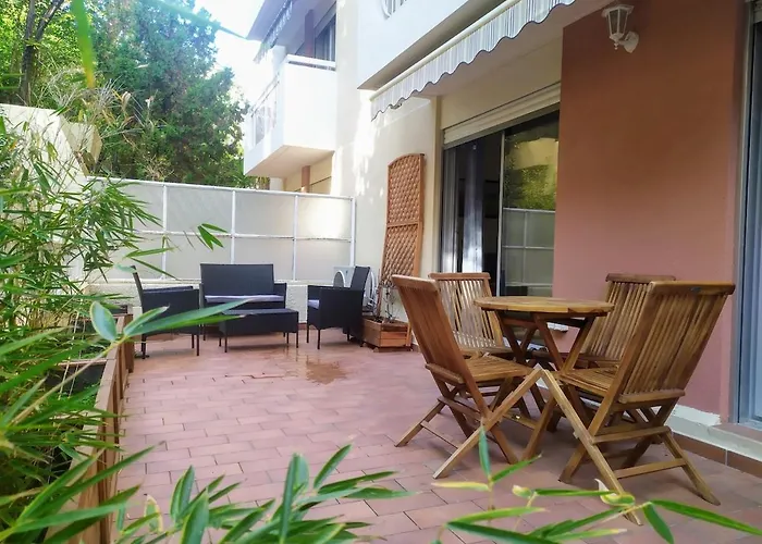 Secret Garden, Ideal For 2,large Terrace Appartement