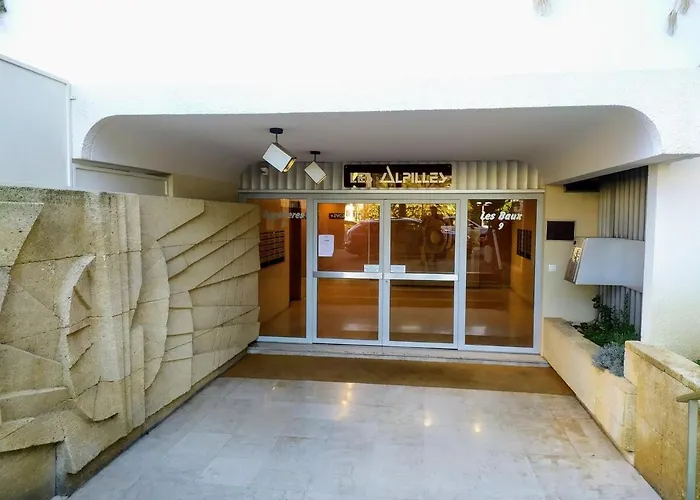 Secret Garden, Ideal For 2,large Terrace * Nice